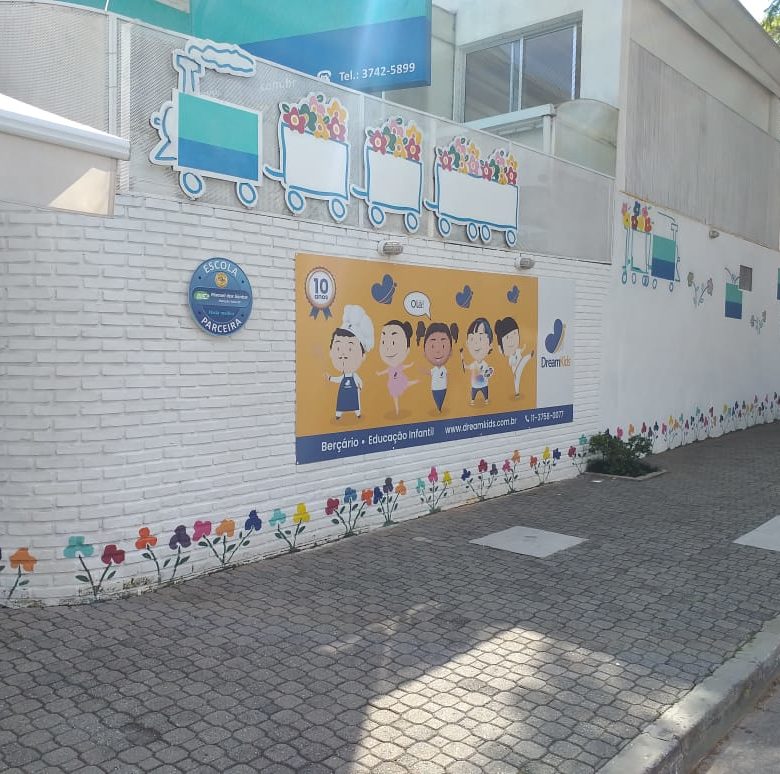 Painel para Fachada de escola